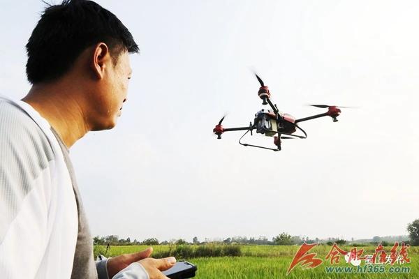 農業撒藥無人機多少錢_無人打農藥機一架多少錢_撒農藥的無人機多少錢一架